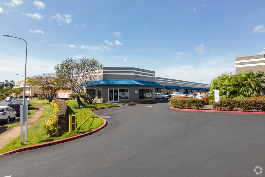More Photos Of 94-547 Ukee St, Waipahu Unknown For Lease
