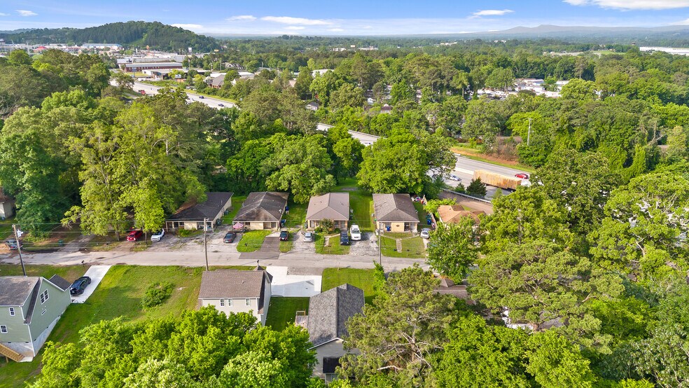 More Photos Of , Chattanooga Specialty For Sale