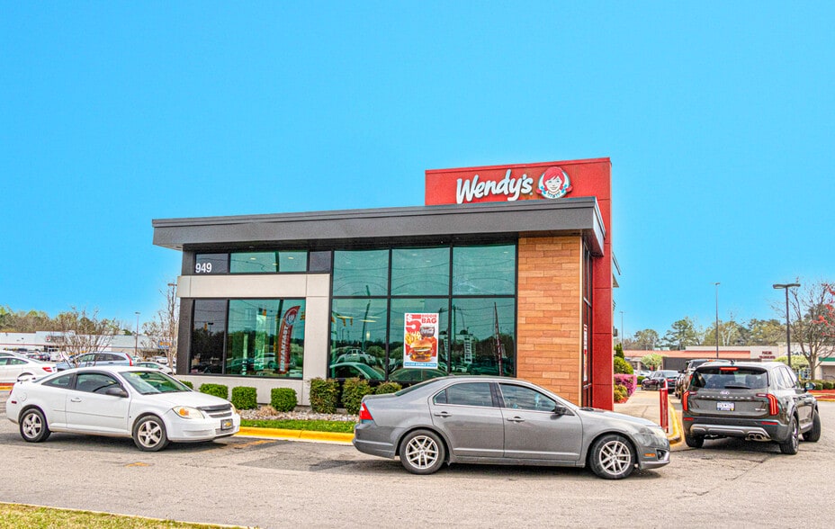 More Photos Of 949 N Wesleyan Blvd, Rocky Mount Fast Food For Sale