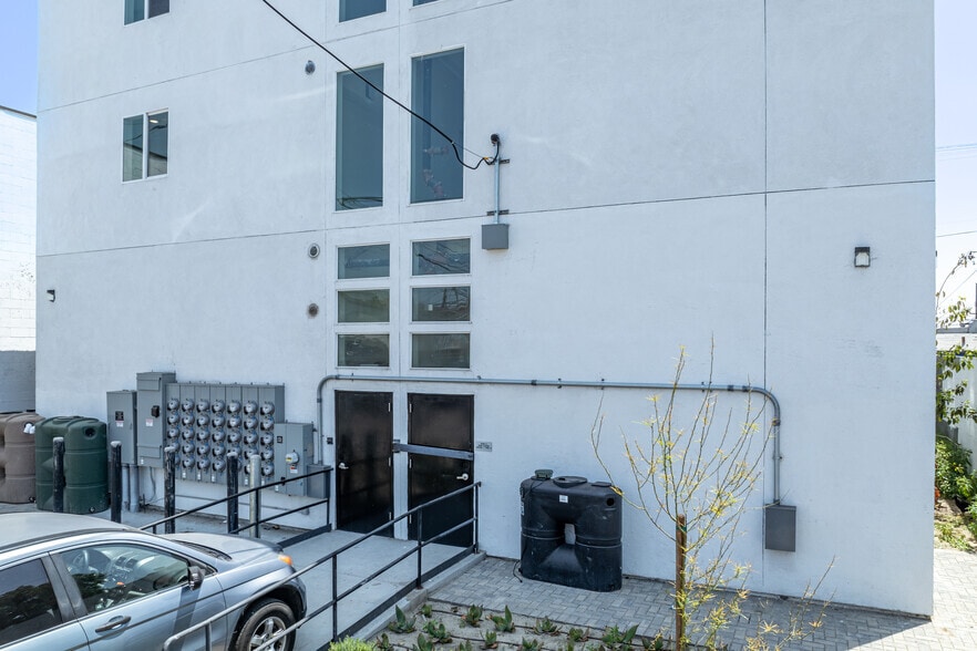 More Photos Of 3217 S Central Ave, Los Angeles Apartments For Sale