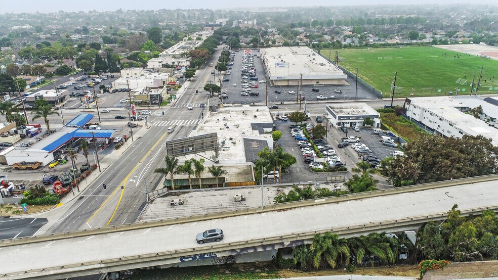 More Photos Of 11251 National Blvd, Los Angeles Office For Lease
