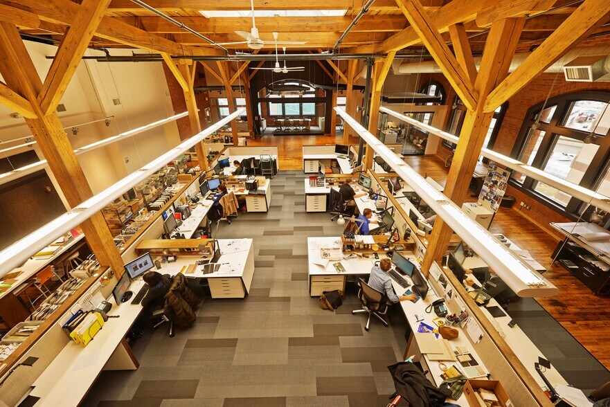 More Photos Of 409 E Jefferson Ave, Detroit Loft Creative Space For Lease