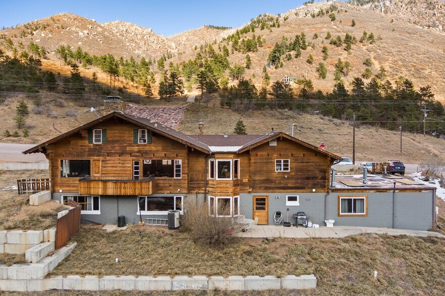 More Photos Of 8455 W US Highway 24, Cascade Freestanding For Sale