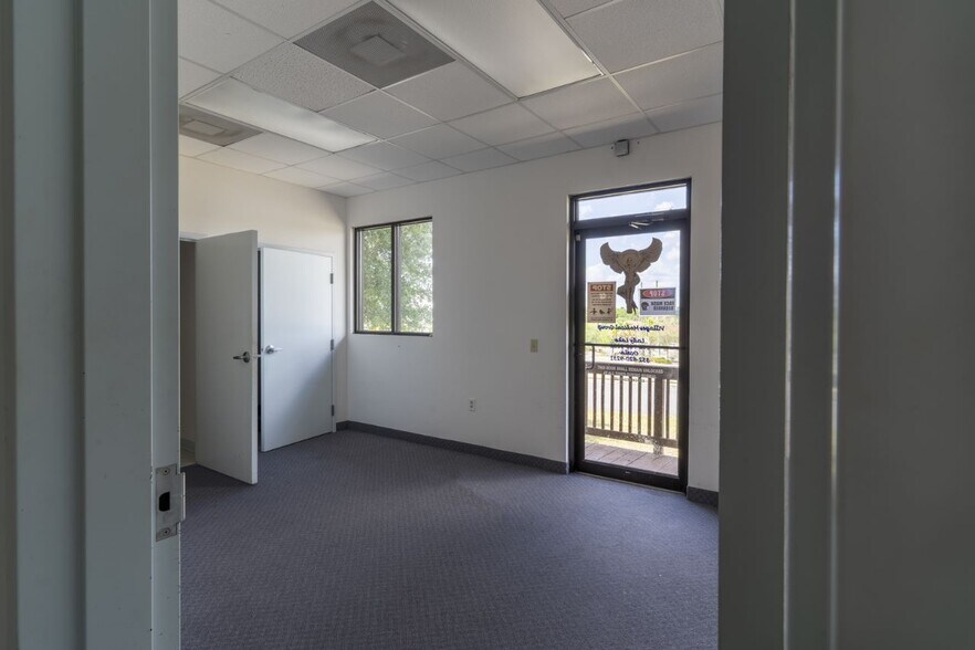 More Photos Of 301 Skyline Dr, Lady Lake Medical For Sale