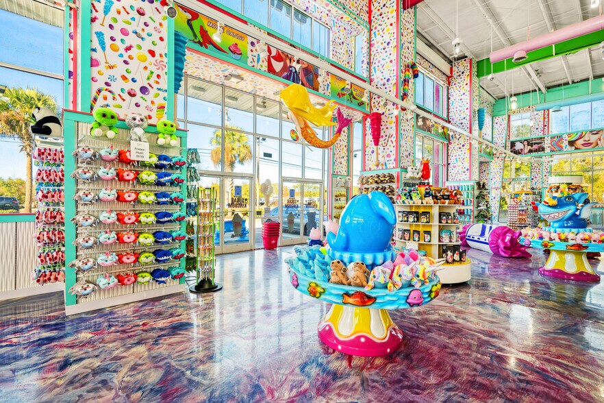 More Photos Of 4831 S Kings Hwy, Myrtle Beach Freestanding For Sale