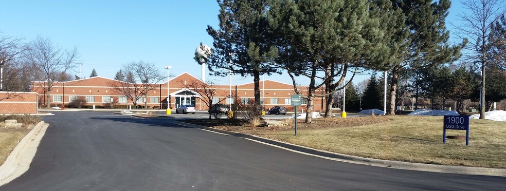 More Photos Of 1900 USG Dr, Libertyville Office For Sale