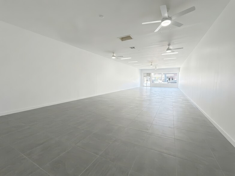 More Photos Of 6320-6322 Atlantic Blvd, Bell Storefront For Lease