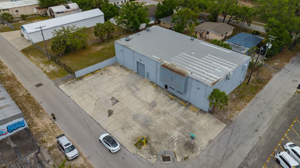 More Photos Of 1001 E Skagway Ave, Tampa Warehouse For Lease