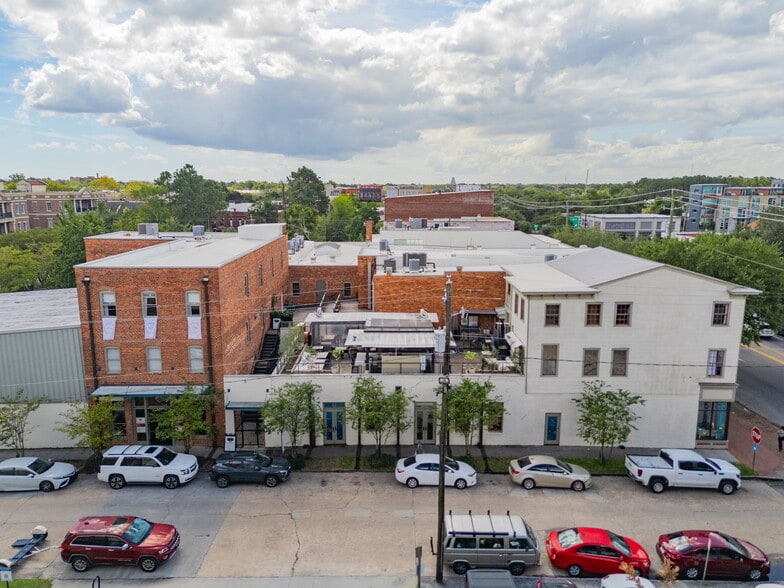 More Photos Of 410 W Jones St, Savannah Office For Lease