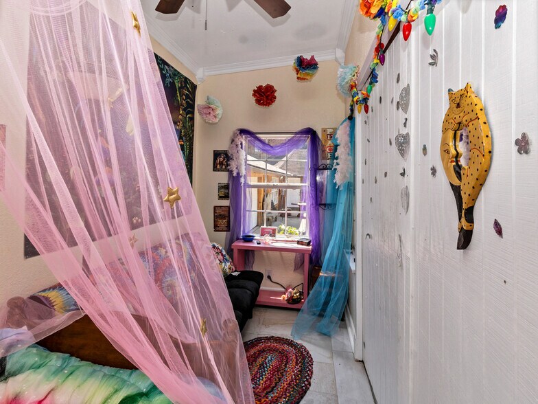 More Photos Of 750 N US Highway 287, Palestine Multifamily For Sale