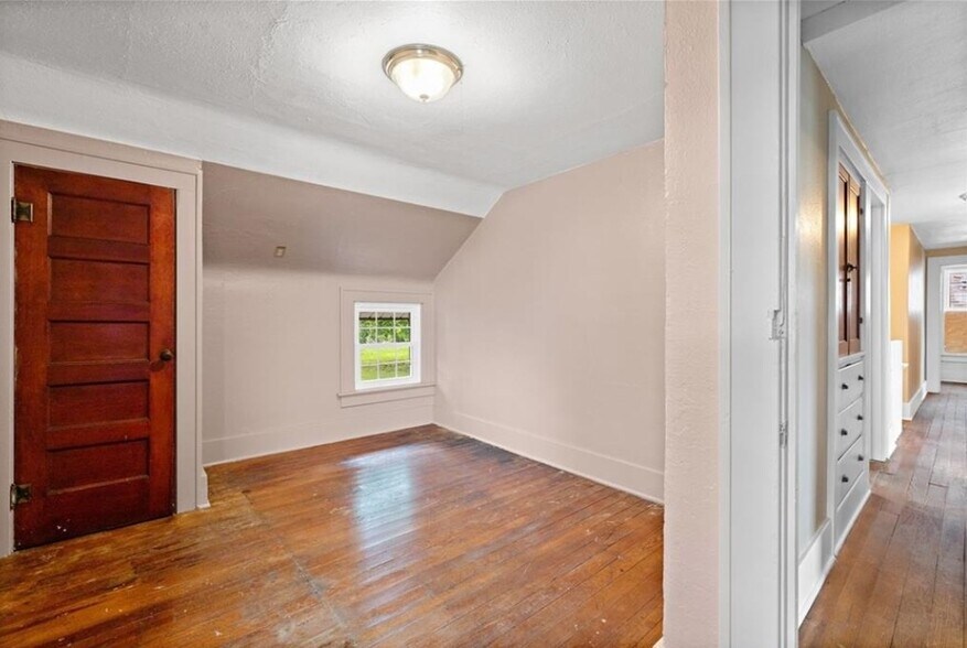 More Photos Of 121 W US Highway 40, Odessa Specialty For Sale