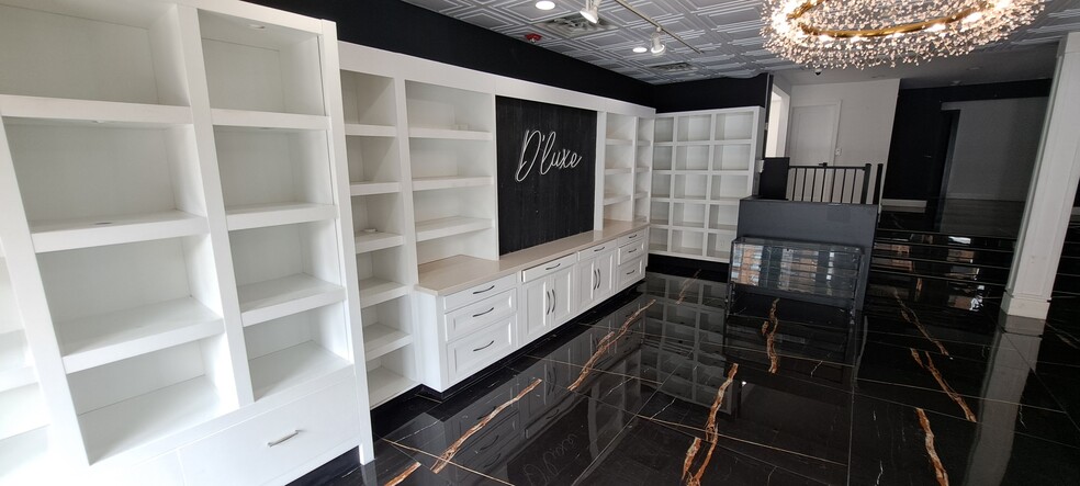 More Photos Of 21-23 N Dean St, Englewood Freestanding For Lease