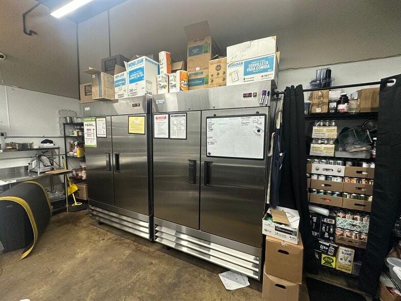 More Photos Of 638 Lake St, Wilson Freestanding For Sale