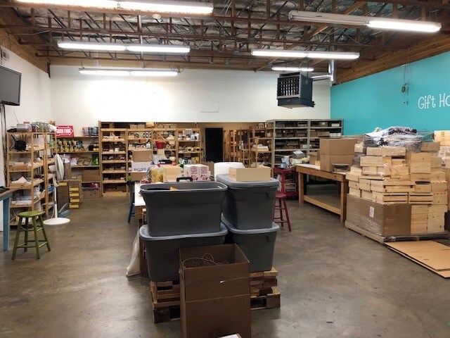 More Photos Of 3007-3023 S West Temple, Salt Lake City Light Manufacturing For Sale