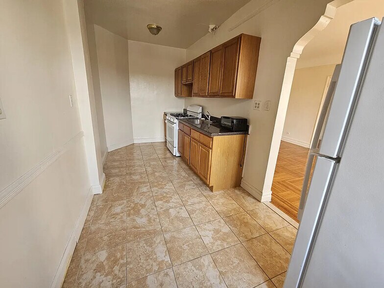 More Photos Of 751 Troy Ave, Brooklyn Apartments For Sale