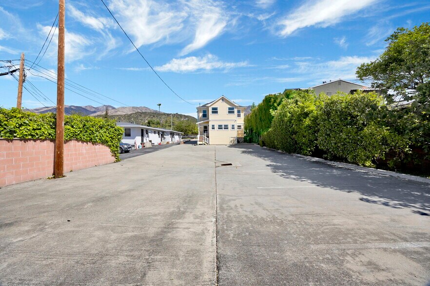 More Photos Of 620 W Foothill Blvd, Monrovia Office For Sale