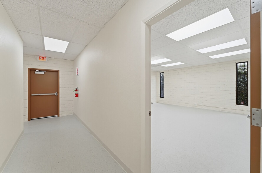 More Photos Of 6006 N El Dorado St, Stockton Office For Sale