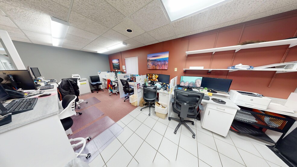 More Photos Of 1027 SE Ocean Blvd, Stuart Medical For Sale