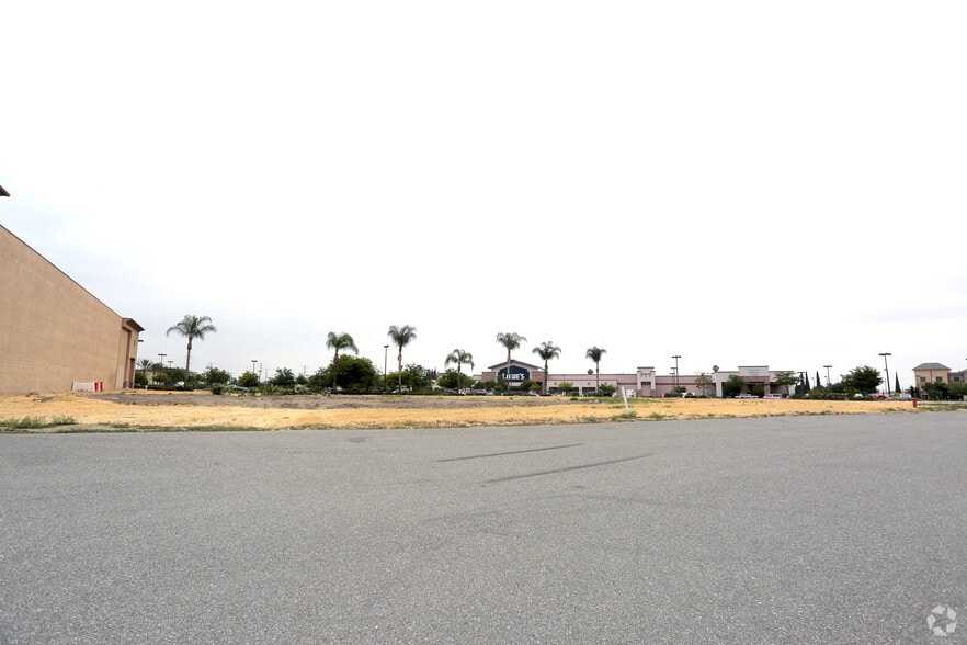 More Photos Of 4505-4785 Chino Hills Pky, Chino Unknown For Lease