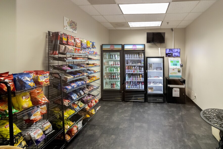 More Photos Of 10260 Westheimer Rd, Houston Office For Sale