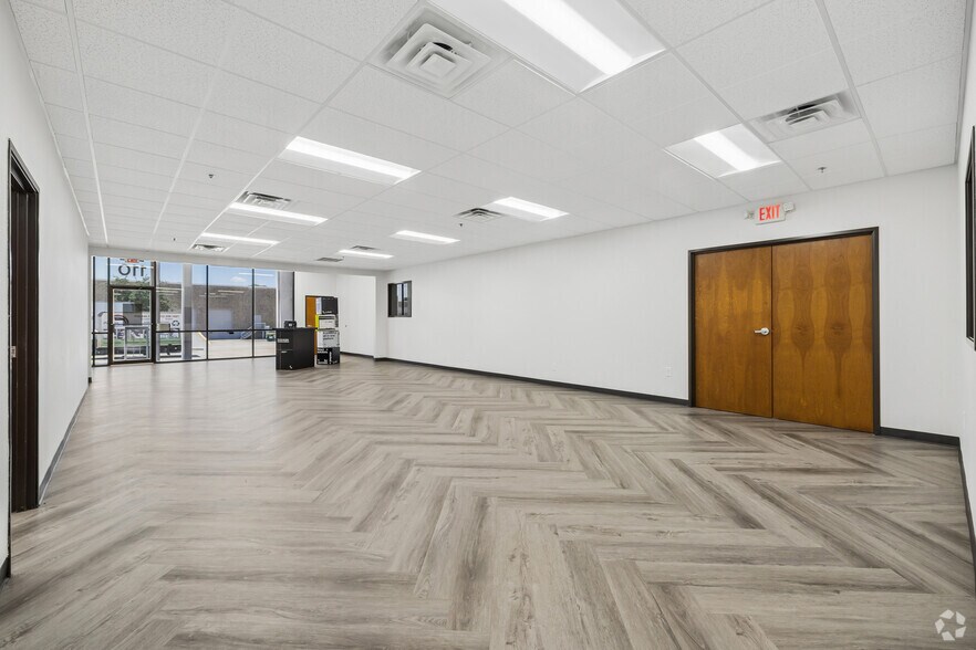 More Photos Of 2200 Denton Dr, Austin Unknown For Lease