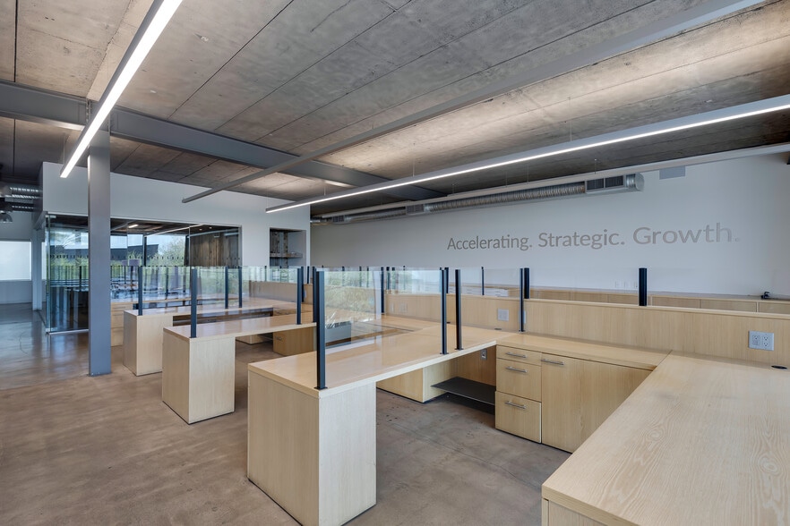 More Photos Of 1437 N 1st St, Phoenix Office For Sale
