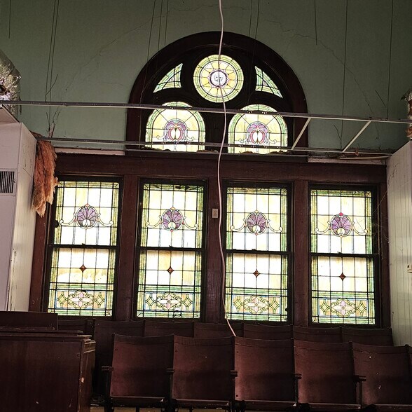 More Photos Of 615 6th St, Sour Lake Religious Facility For Sale