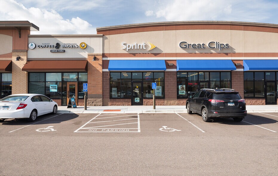 More Photos Of 244-250 57th Ave NE, Fridley Unknown For Lease