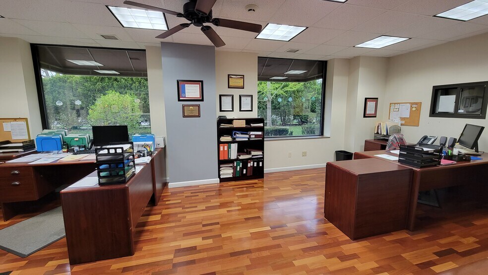 24 Old Dock Rd, Yaphank, NY 11980 Industrial For Lease