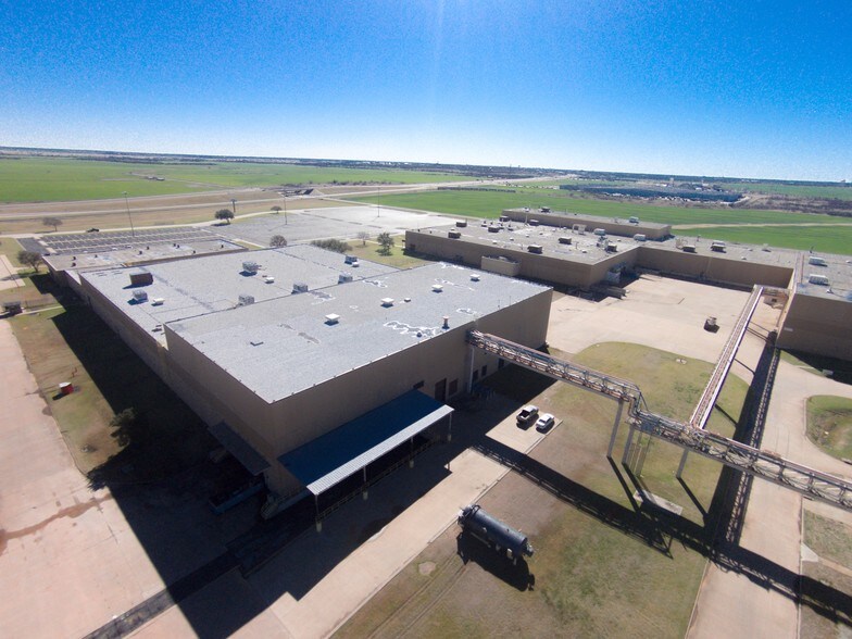 More Photos Of 8600 N Central Fwy, Wichita Falls Manufacturing For Sale