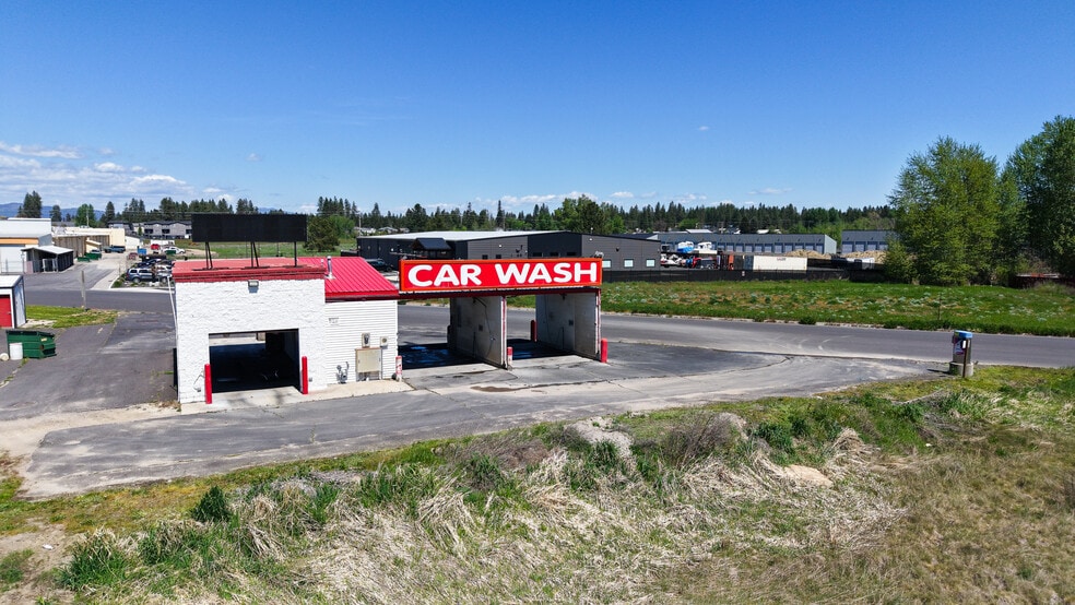 More Photos Of 112 E. J St., Deer Park Self Storage For Sale