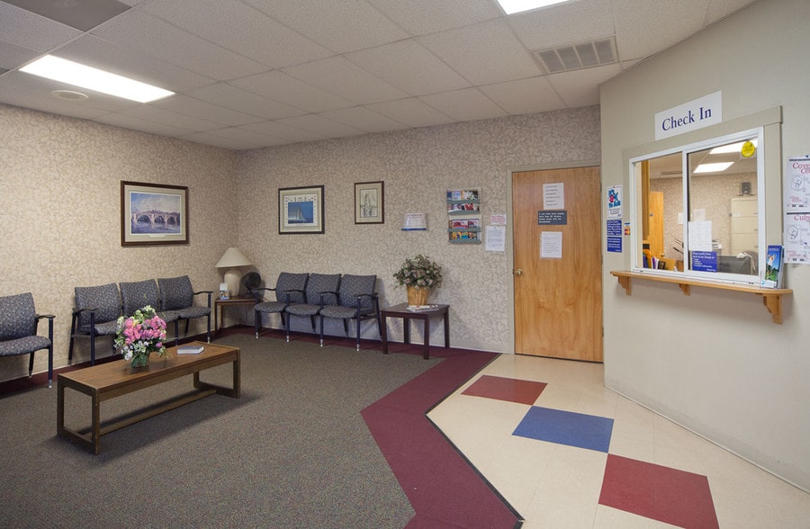 More Photos Of 230 S Main St, Rocky Mount Medical For Lease