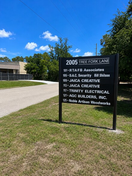 More Photos Of 2005 Tree Fork Ln, Longwood Warehouse For Sale