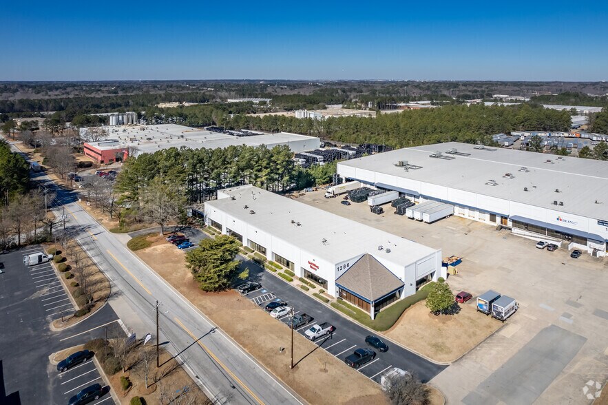 More Photos Of 1286 Citizens Pky, Morrow Warehouse For Lease