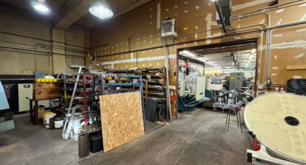 More Photos Of 455 Cottage St, Springfield Industrial For Sale