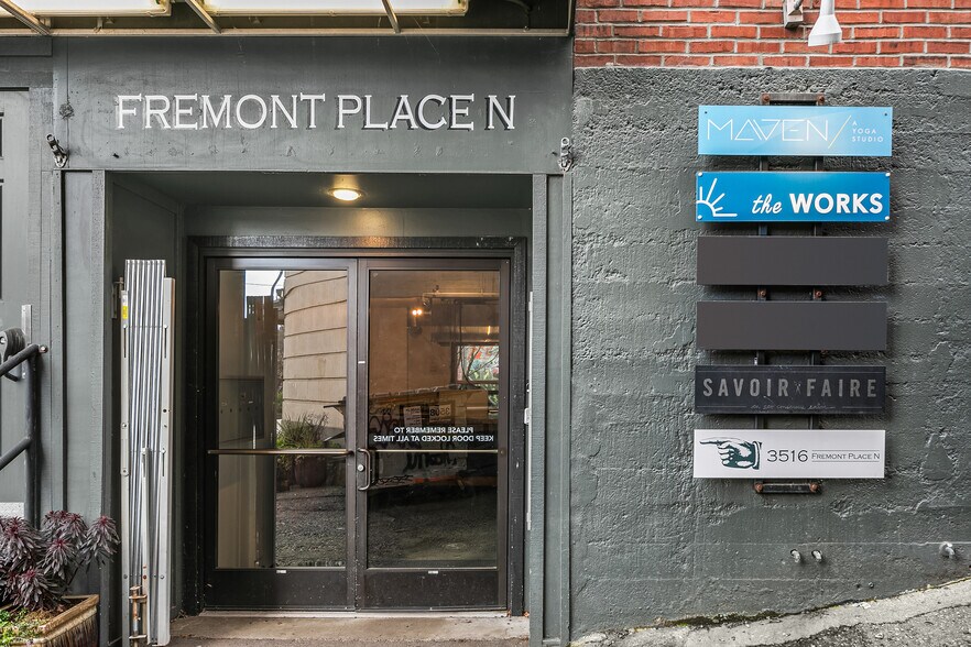 More Photos Of 3517 Fremont Ave N, Seattle Restaurant For Sale