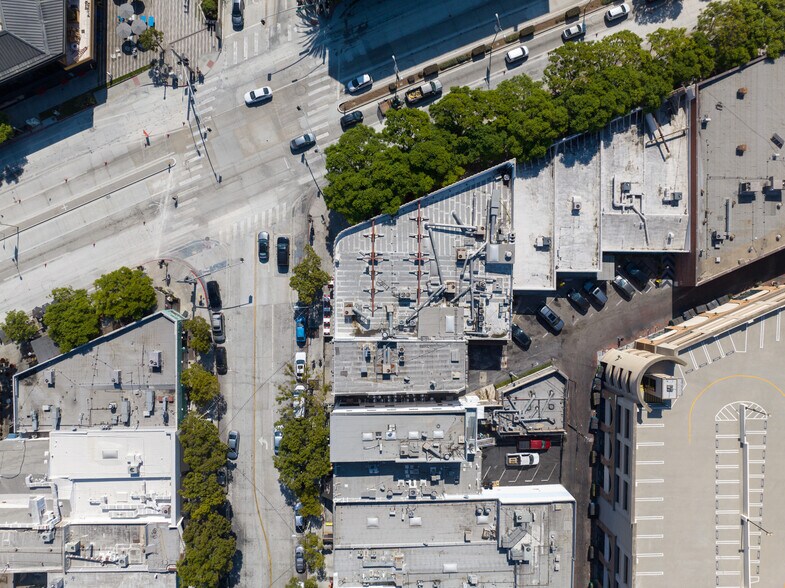 More Photos Of 3847 Main St, Culver City Storefront Retail Office For Lease