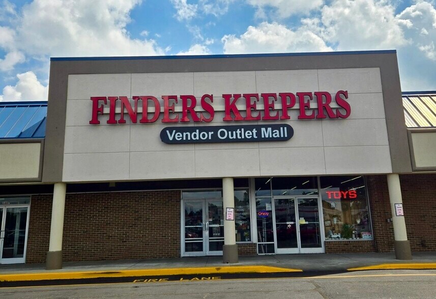 More Photos Of 1500 W Broadway St, Princeton Unknown For Lease