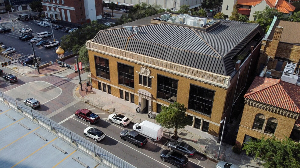More Photos Of 500 E Kennedy Blvd, Tampa Office For Sale