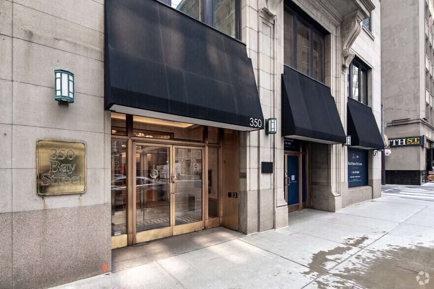 More Photos Of 350 Bay St, Toronto Office For Lease