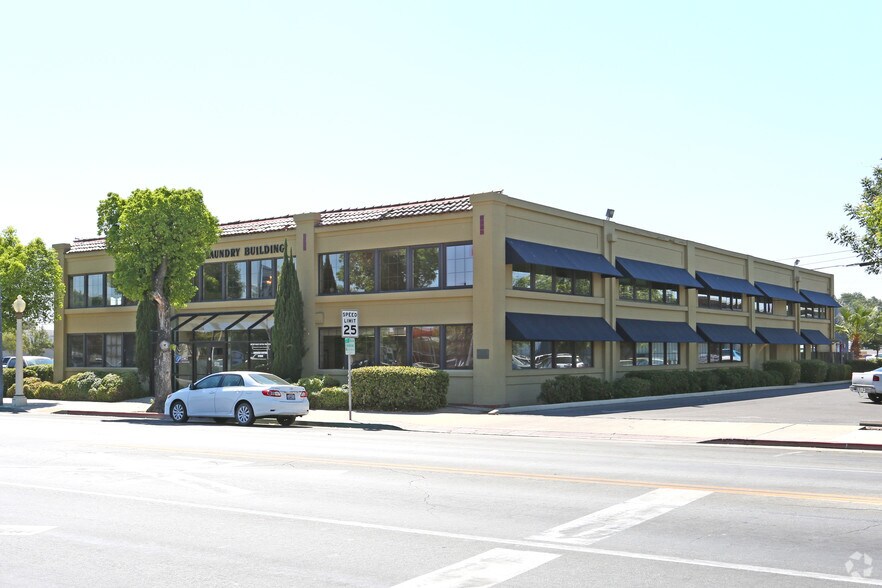 More Photos Of 425 W 7th St, Hanford Office For Sale