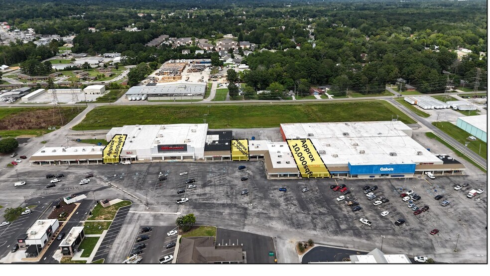 Primary Photo Of 767 Battlefield Pky, Fort Oglethorpe General Retail For Lease