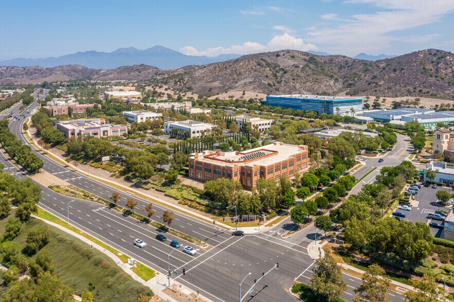 More Photos Of 800 Corporate Dr, Ladera Ranch Unknown For Lease