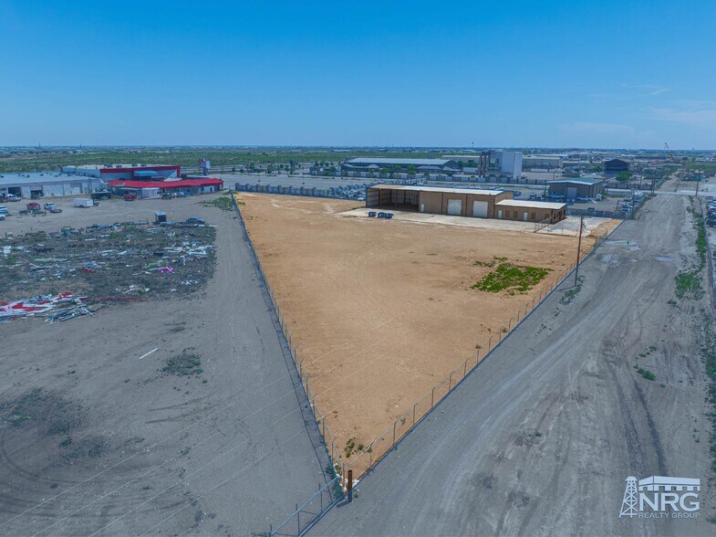 More Photos Of 1101 S County Road 1302, Midland Warehouse For Sale