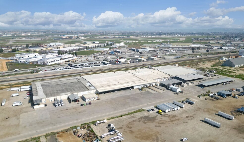 More Photos Of 6001 Snow Rd, Bakersfield Industrial For Sale