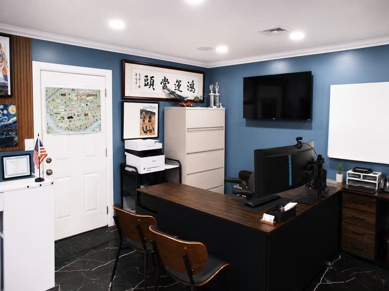 More Photos Of 120 Woodbridge Ave, Highland Park Auto Dealership For Sale