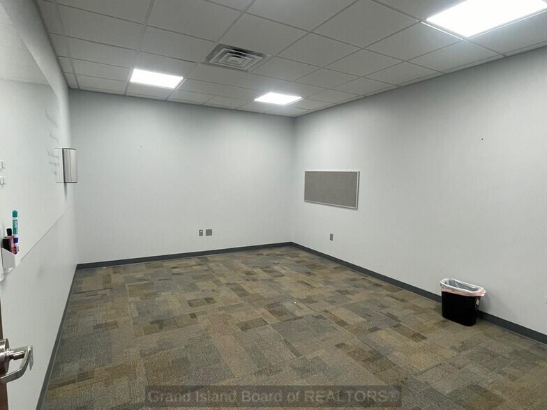 More Photos Of 4586 Gold Core Rd, Grand Island Light Manufacturing For Lease