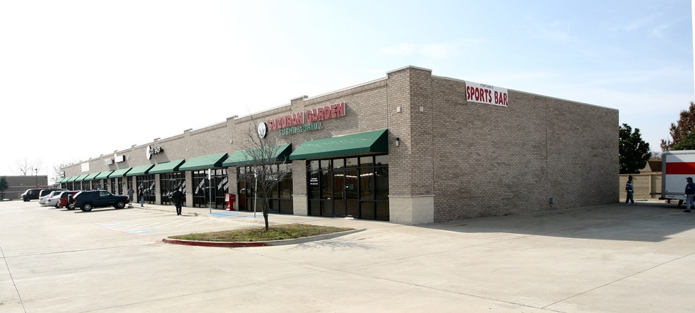 More Photos Of 3758 S Carrier Pky, Grand Prairie Storefront For Sale