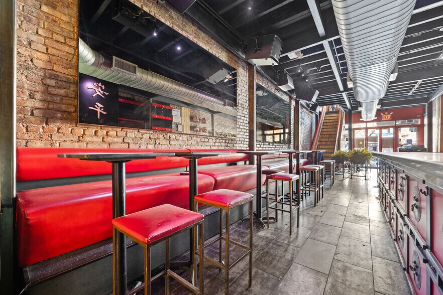 More Photos Of 122 Dyckman St, New York Restaurant For Lease