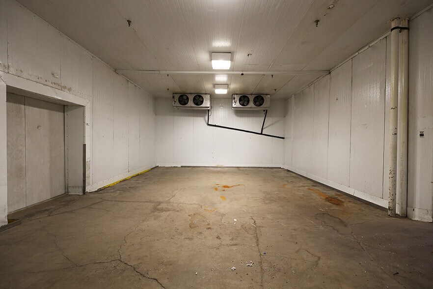 More Photos Of 1530 1st St, San Fernando Manufacturing For Lease